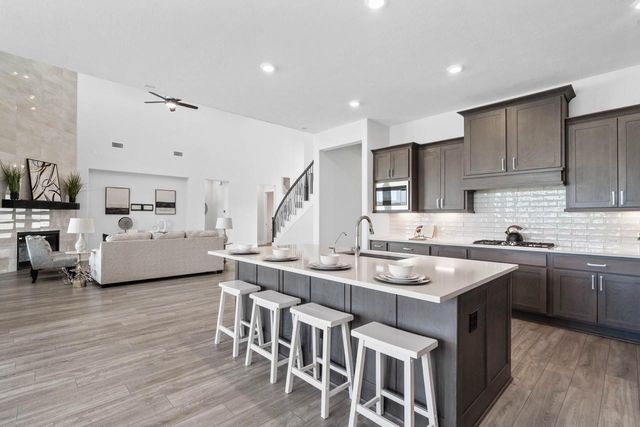 148 Lakehouse Landing Drive, Katy, TX 77493