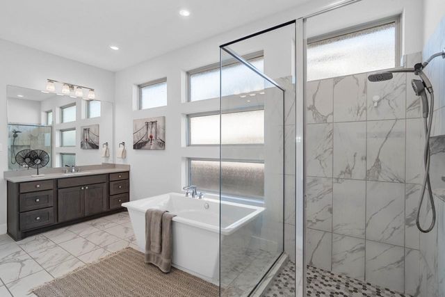 148 Lakehouse Landing Drive, Katy, TX 77493