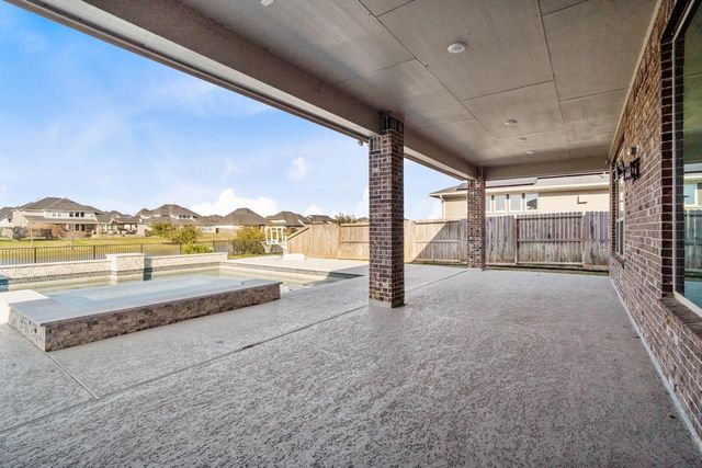 148 Lakehouse Landing Drive, Katy, TX 77493