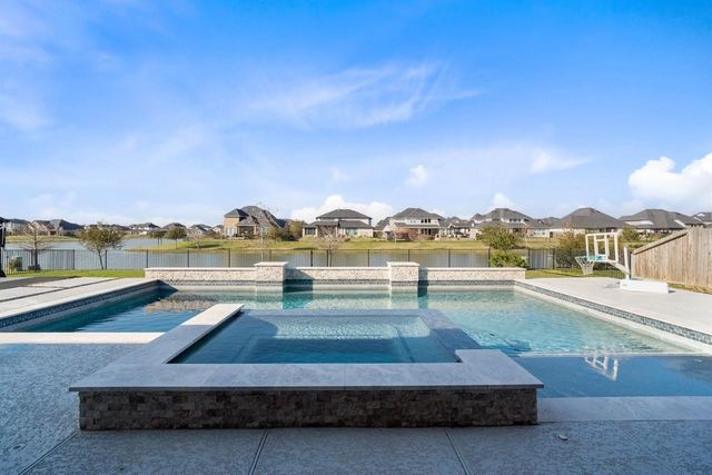 148 Lakehouse Landing Drive, Katy, TX 77493