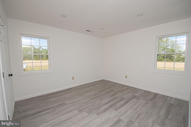 8707 BACONS RD, Laurel, DE 19956