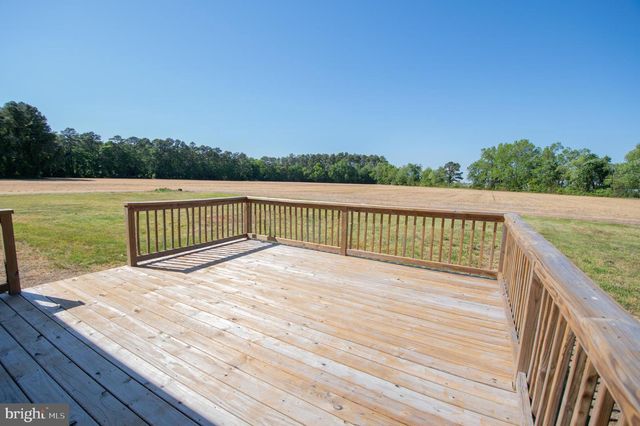 8707 BACONS RD, Laurel, DE 19956