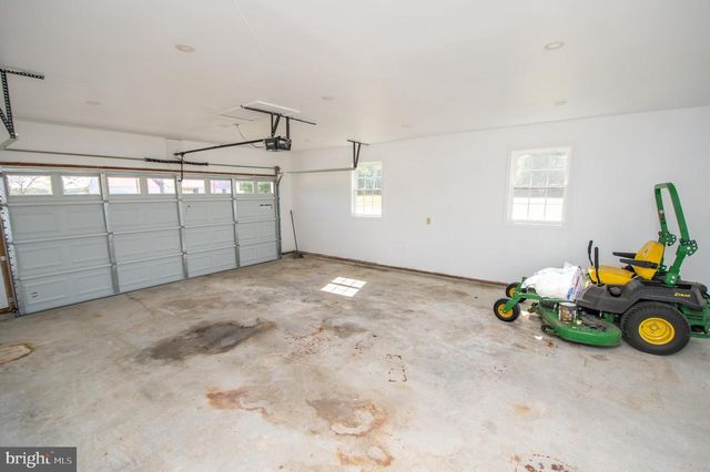 8707 BACONS RD, Laurel, DE 19956