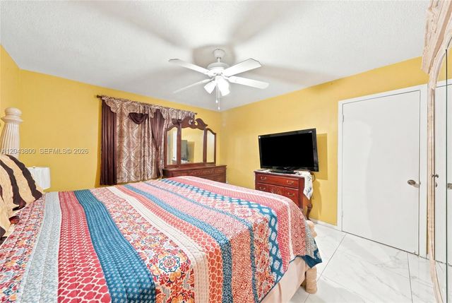 4141 NW 44th Avenue 321, Lauderdale Lakes, FL 33319