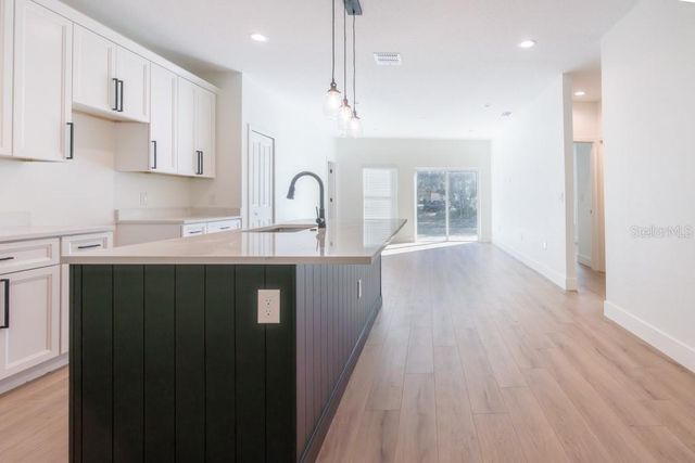 50 W 12TH STREET, Apopka, FL 32703