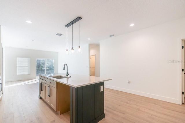 50 W 12TH STREET, Apopka, FL 32703