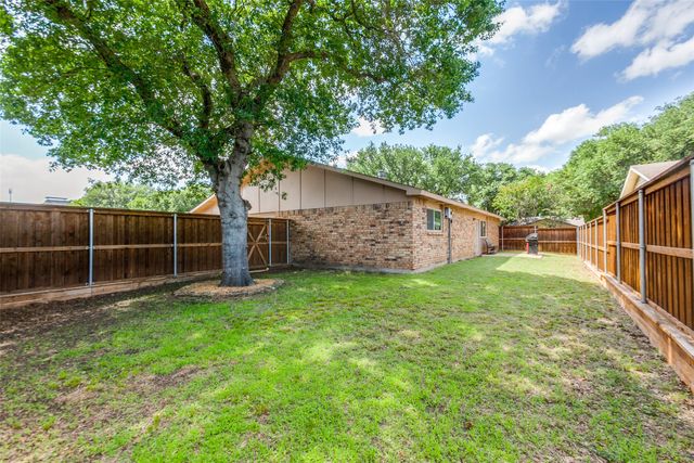3014 Silverdale Lane, Garland, TX 75044