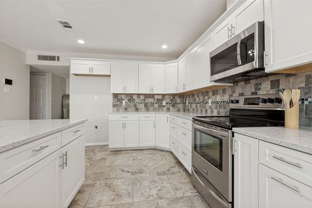 3014 Silverdale Lane, Garland, TX 75044
