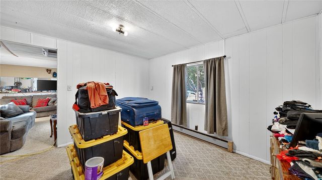 582 S Hunt Road, Golden Valley, AZ 86413