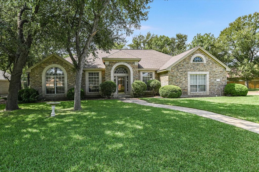 109 Stacey LN, Georgetown, TX 78628