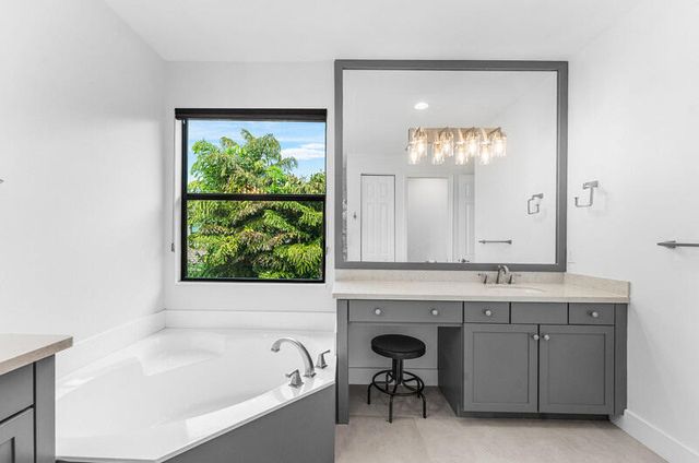 8091 Snowflake Obsidian Trail, Delray Beach, FL 33446