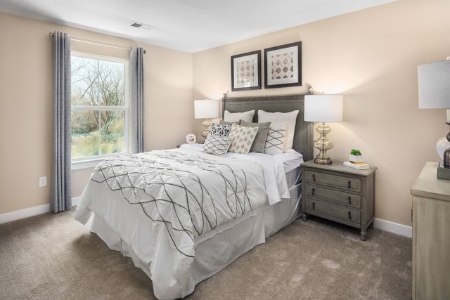 1067 Mountain View Drive, Thompsons Station, TN 37179