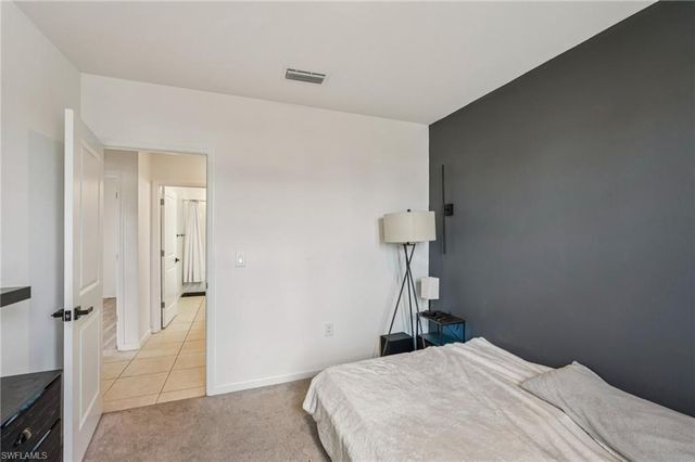 1905 NE 17th AVE, Cape Coral, FL 33909