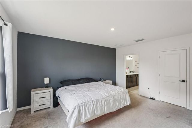 1905 NE 17th AVE, Cape Coral, FL 33909