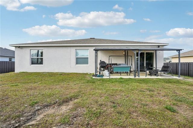 1905 NE 17th AVE, Cape Coral, FL 33909