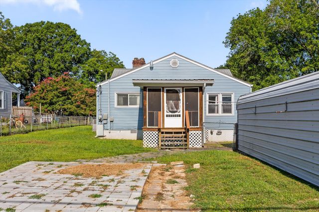 610 Carden Avenue, Rossville, GA 30741