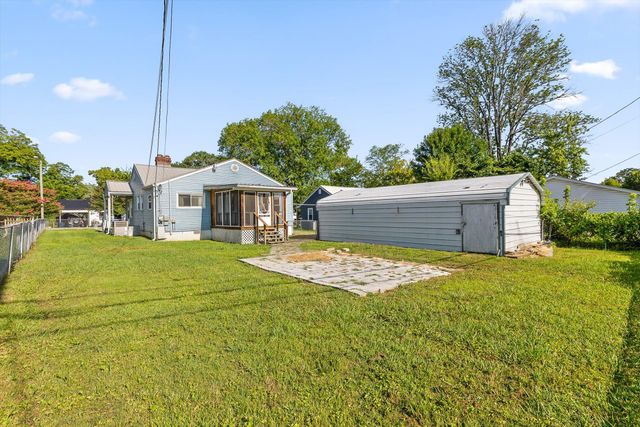610 Carden Avenue, Rossville, GA 30741