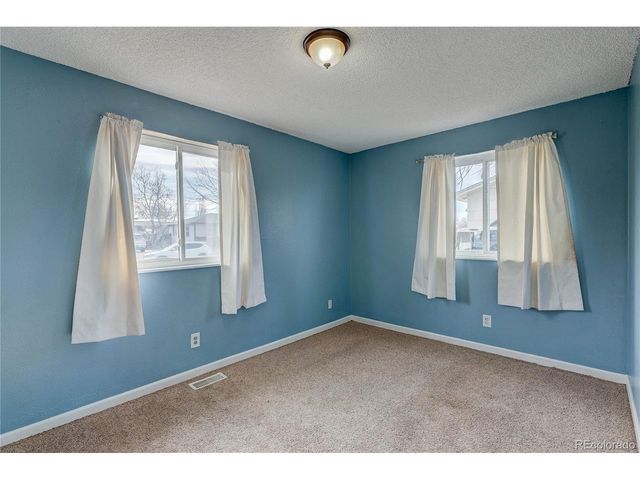 5557 Billings St, Denver, CO 80239