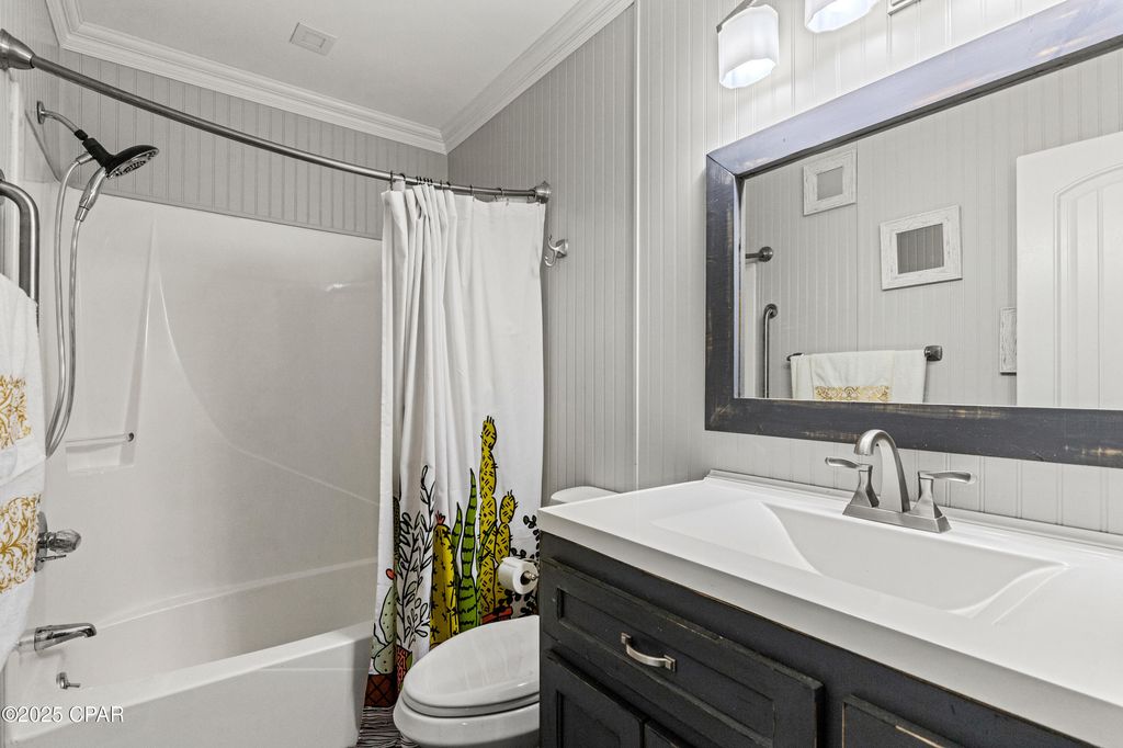 Image 12 of property listing at 17462 Front Beach Road 24C, Panama City Beach, FL 32413