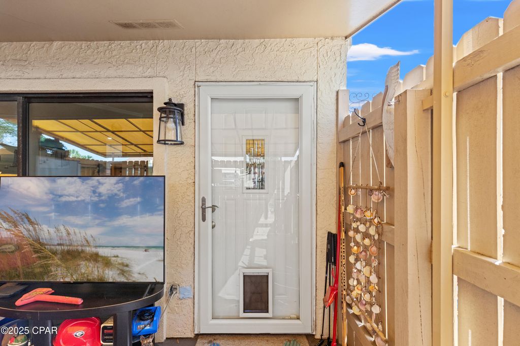 Image 5 of property listing at 17462 Front Beach Road 24C, Panama City Beach, FL 32413