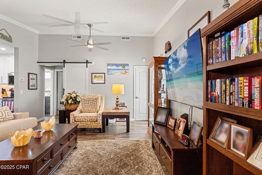 Image 9 of property listing at 17462 Front Beach Road 24C, Panama City Beach, FL 32413