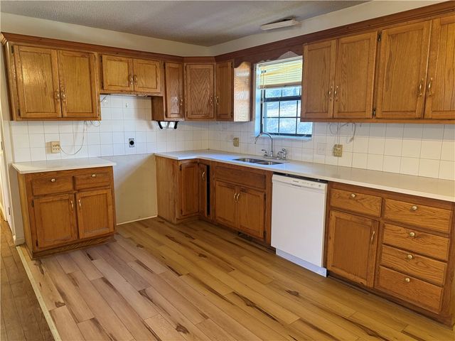 315 Sims Hollow Road, Russellville, AR 72802