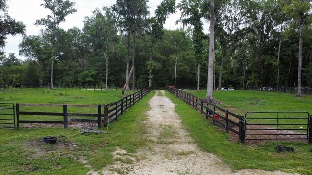 16945 NW 128TH TERRACE, Reddick, FL 32686