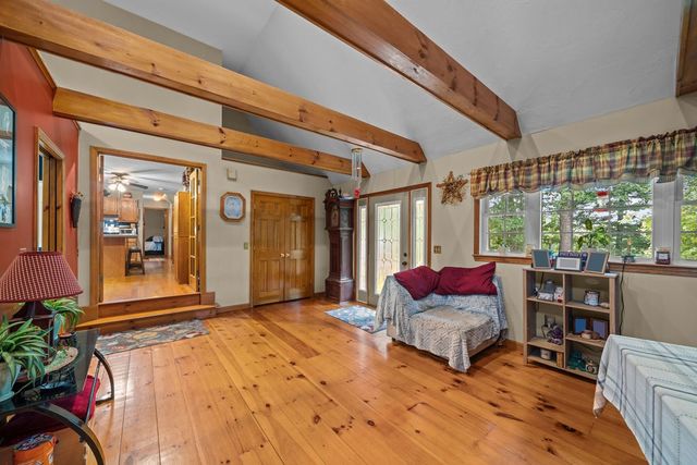 133 Killiney Woods, Millville, MA 01529