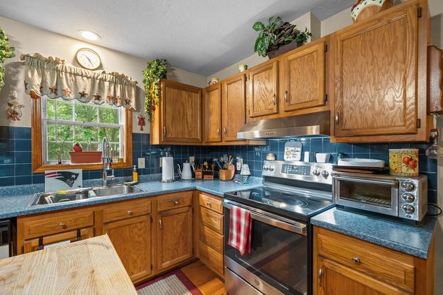 133 Killiney Woods, Millville, MA 01529
