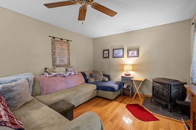 133 Killiney Woods, Millville, MA 01529