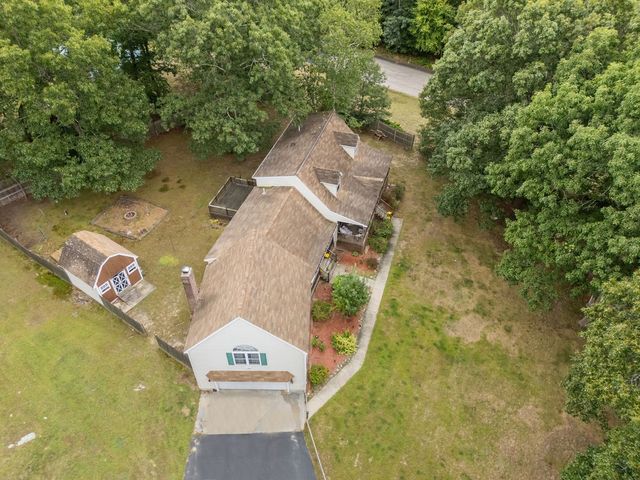 133 Killiney Woods, Millville, MA 01529