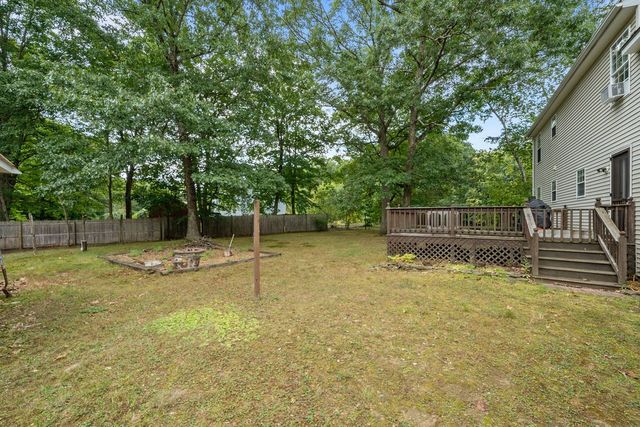 133 Killiney Woods, Millville, MA 01529