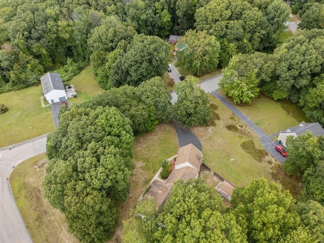 133 Killiney Woods, Millville, MA 01529