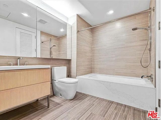 877 Francisco Street 505, Los Angeles, CA 90017