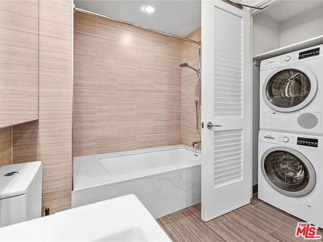 877 Francisco Street 505, Los Angeles, CA 90017