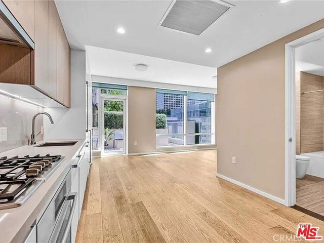 877 Francisco Street 505, Los Angeles, CA 90017