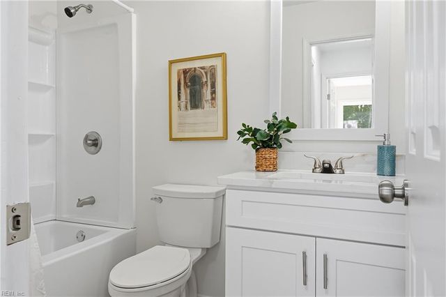 852 Trillium PL, Virginia Beach, VA 23464