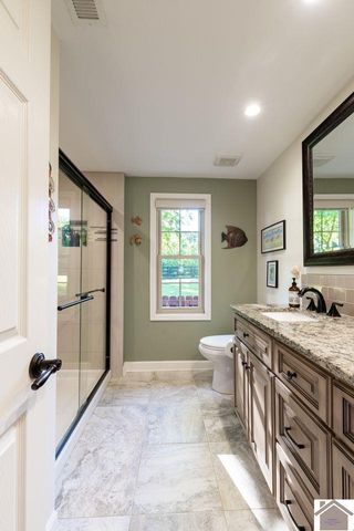 5739 Blandville Rd, Paducah, KY 42001