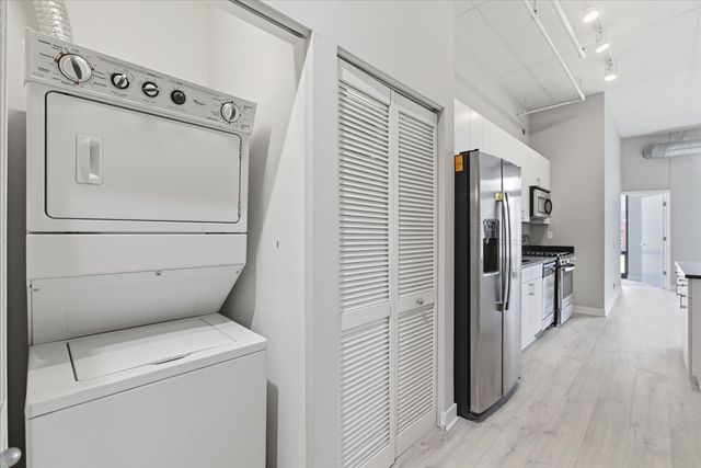 740 W Fulton Street 905, Chicago, IL 60661