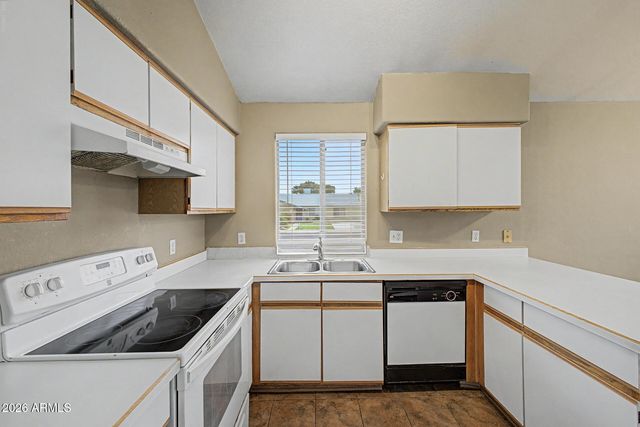 19003 N 12th Drive, Phoenix, AZ 85027