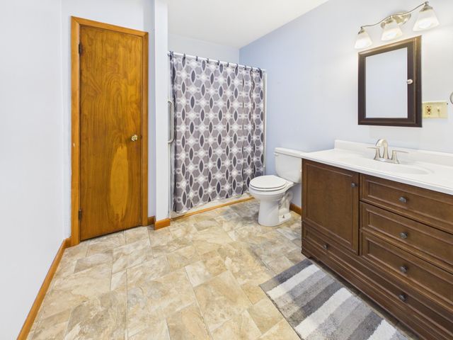 581 Sherwood Drive, Huntington, WV 25704