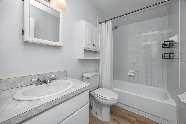 8759 ORIENT WAY NE, St Petersburg, FL 33702
