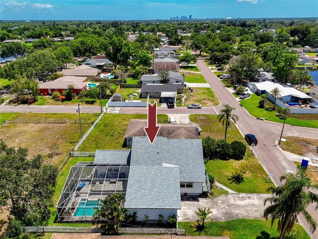 8759 ORIENT WAY NE, St Petersburg, FL 33702
