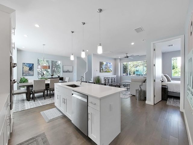 2728 N RIDGEWOOD AVENUE 1, Tampa, FL 33602