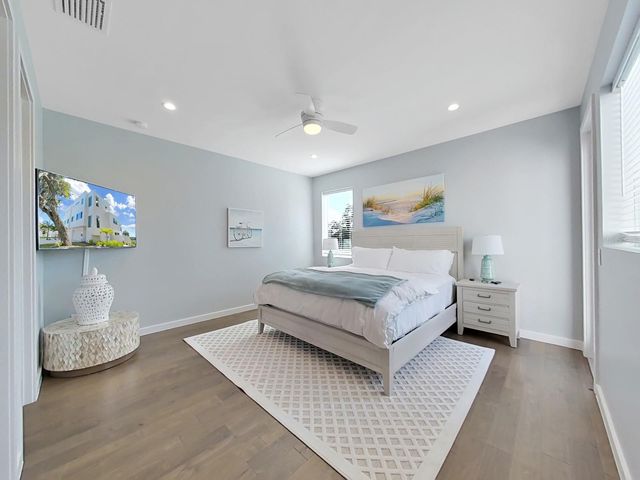 2728 N RIDGEWOOD AVENUE 1, Tampa, FL 33602