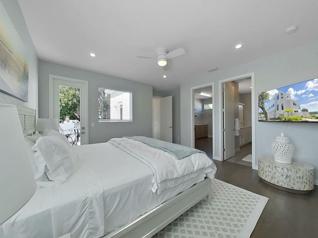 2728 N RIDGEWOOD AVENUE 1, Tampa, FL 33602