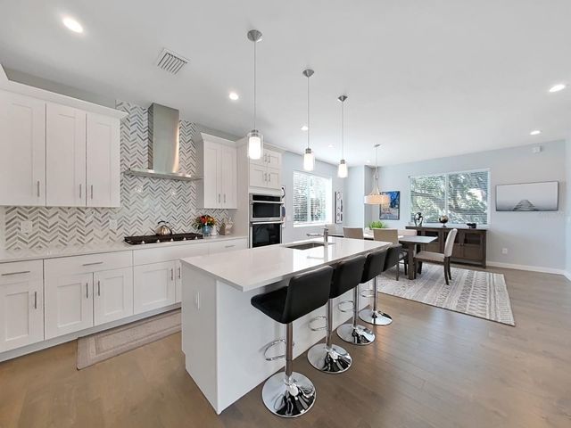 2728 N RIDGEWOOD AVENUE 1, Tampa, FL 33602