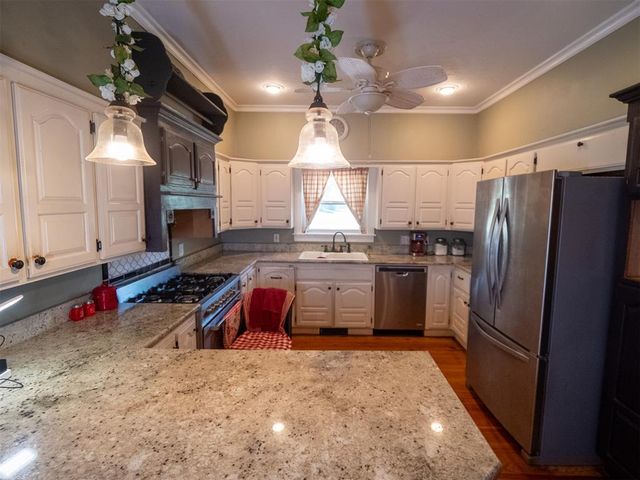 307 E Main Street, Tecumseh, OK 74873