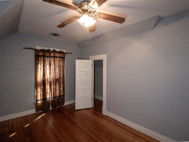 307 E Main Street, Tecumseh, OK 74873