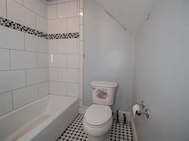 307 E Main Street, Tecumseh, OK 74873